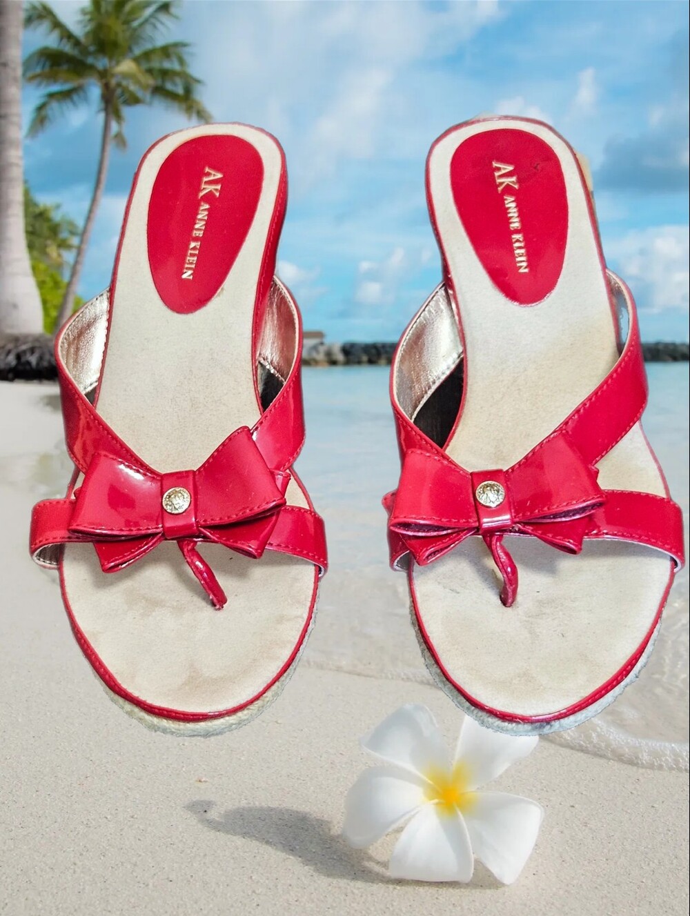 Anne Klein Y2K Red Patent Faux Leather Espadrille Flip Flop Wedge Sandal 8.5